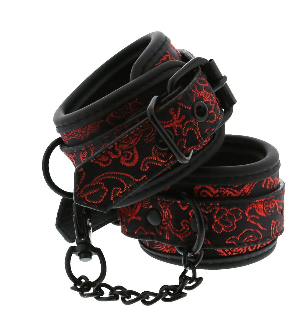 Blaze Deluxe neoprenové putá čierno-červené