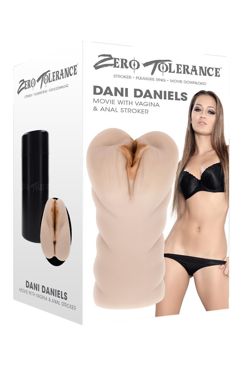Zero Tolerance masturbátor Dani Daniels